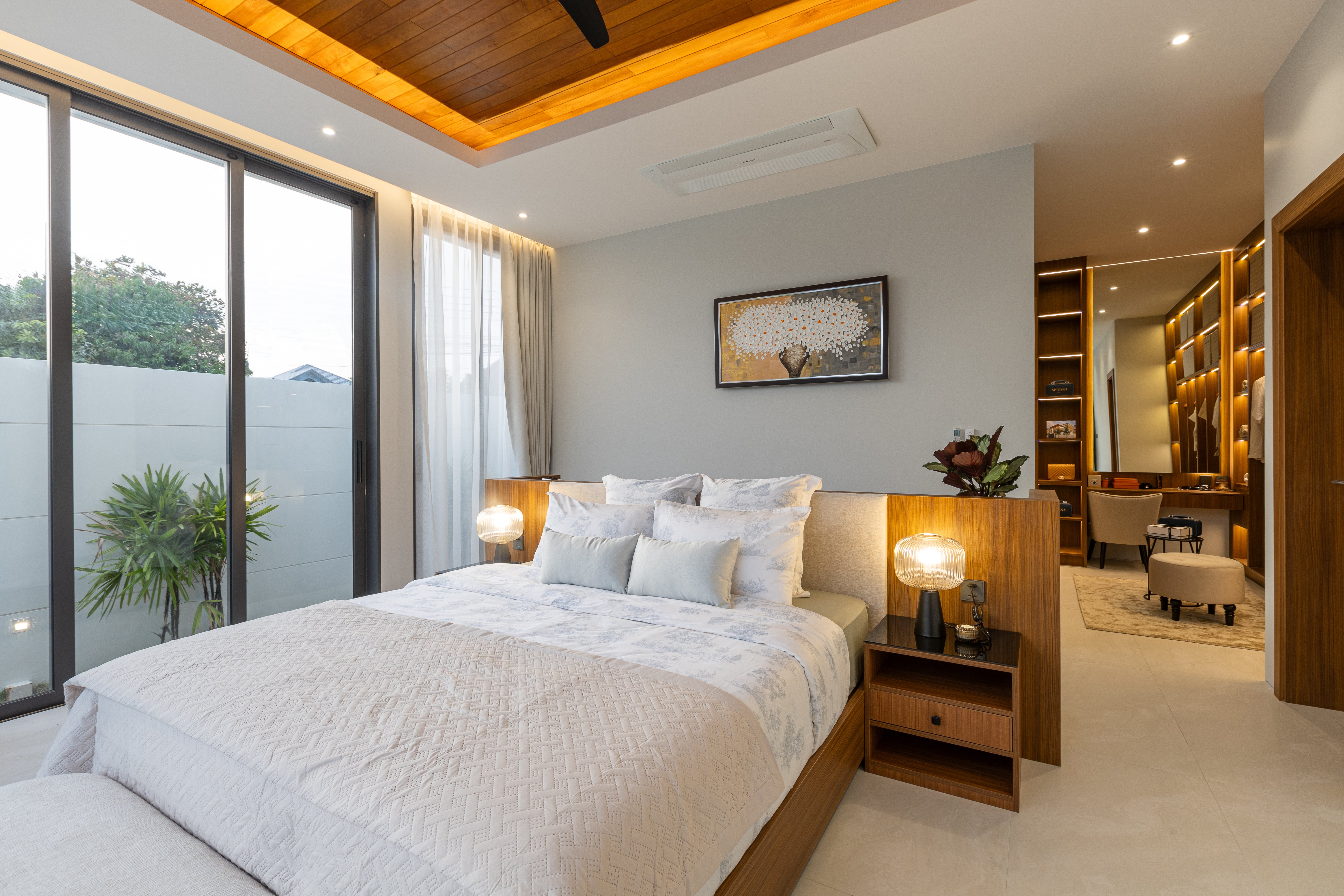 Mouana Serenity Cherng Talay 42